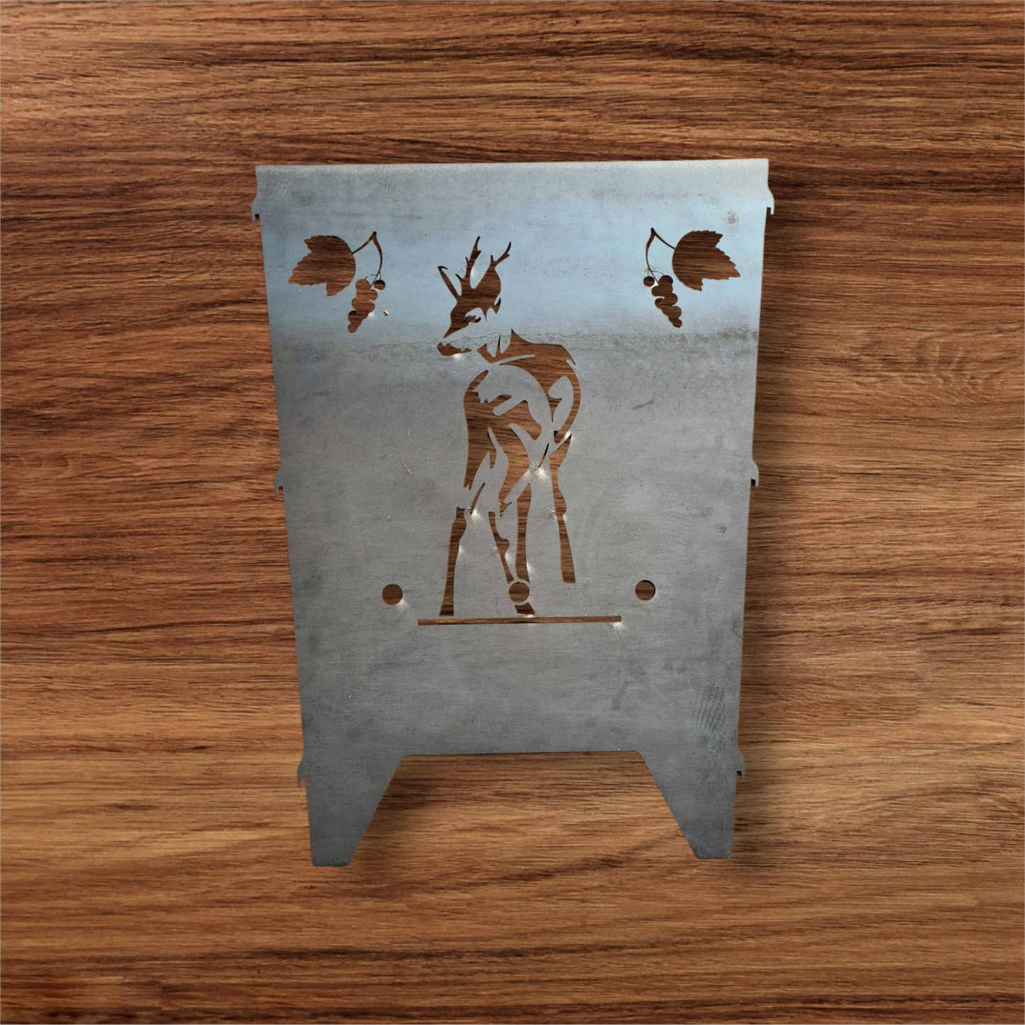 Feuerkorb Rehbock-Motiv